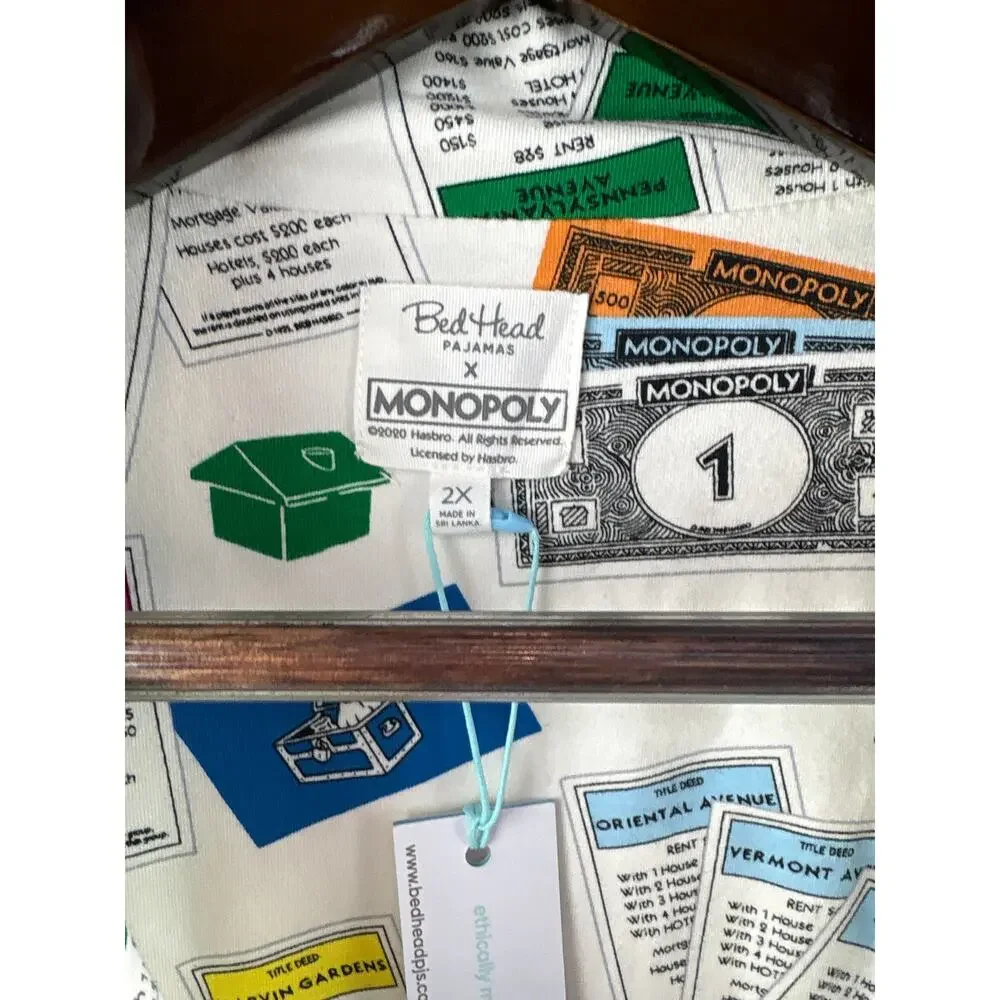 Women’s Bed Head Size 2X Monopoly Themed PJ Set